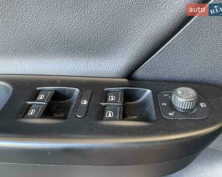 Черный Фольксваген Пассат, объемом двигателя 1.97 л и пробегом 256 тыс. км за 7000 $, фото 23 на Automoto.ua