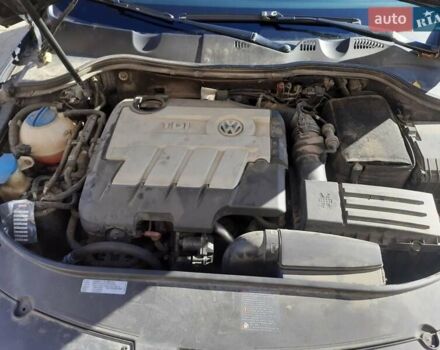 Черный Фольксваген Пассат, объемом двигателя 2 л и пробегом 299 тыс. км за 7000 $, фото 15 на Automoto.ua