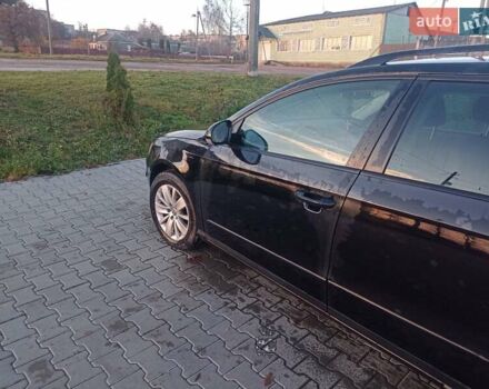 Чорний Фольксваген Пассат, об'ємом двигуна 1.9 л та пробігом 260 тис. км за 5600 $, фото 4 на Automoto.ua