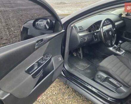 Черный Фольксваген Пассат, объемом двигателя 1.97 л и пробегом 279 тыс. км за 4950 $, фото 15 на Automoto.ua