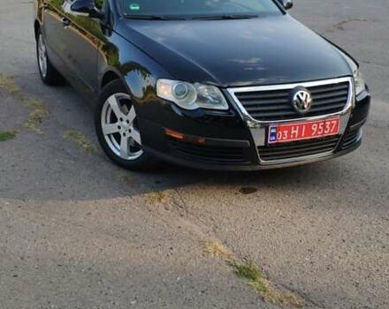 Чорний Фольксваген Пассат, об'ємом двигуна 1.6 л та пробігом 220 тис. км за 6399 $, фото 2 на Automoto.ua
