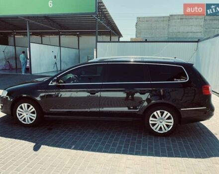 Черный Фольксваген Пассат, объемом двигателя 2.01 л и пробегом 269 тыс. км за 9000 $, фото 5 на Automoto.ua