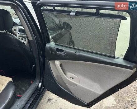 Черный Фольксваген Пассат, объемом двигателя 1.97 л и пробегом 434 тыс. км за 5700 $, фото 8 на Automoto.ua