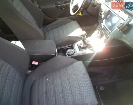 Чорний Фольксваген Пассат, об'ємом двигуна 1.9 л та пробігом 242 тис. км за 7500 $, фото 15 на Automoto.ua