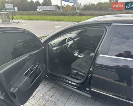 Черный Фольксваген Пассат, объемом двигателя 1.97 л и пробегом 280 тыс. км за 7400 $, фото 14 на Automoto.ua