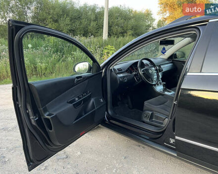 Черный Фольксваген Пассат, объемом двигателя 1.6 л и пробегом 174 тыс. км за 6400 $, фото 17 на Automoto.ua