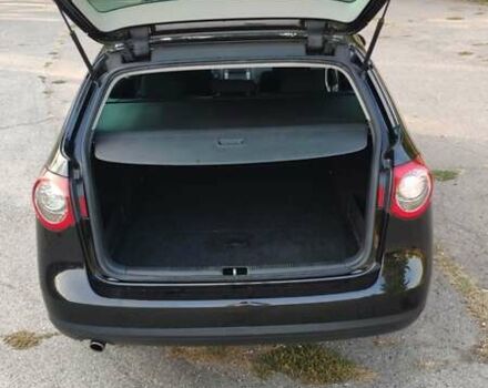 Чорний Фольксваген Пассат, об'ємом двигуна 1.6 л та пробігом 220 тис. км за 6399 $, фото 33 на Automoto.ua