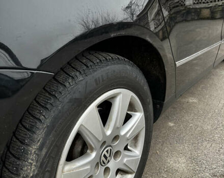 Черный Фольксваген Пассат, объемом двигателя 1.97 л и пробегом 306 тыс. км за 7000 $, фото 10 на Automoto.ua