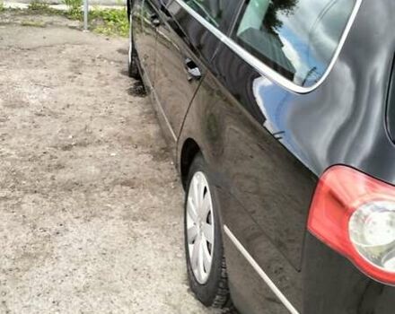 Чорний Фольксваген Пассат, об'ємом двигуна 1.97 л та пробігом 260 тис. км за 7000 $, фото 2 на Automoto.ua