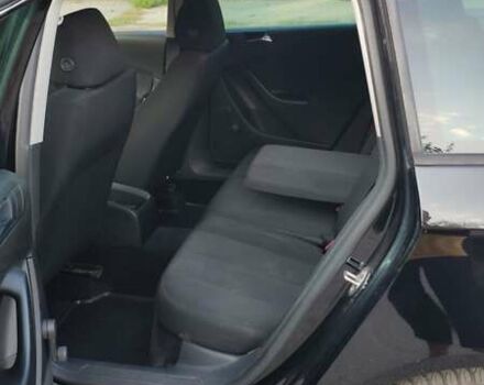 Чорний Фольксваген Пассат, об'ємом двигуна 1.6 л та пробігом 220 тис. км за 6399 $, фото 28 на Automoto.ua