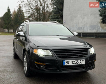 Черный Фольксваген Пассат, объемом двигателя 1.97 л и пробегом 370 тыс. км за 4700 $, фото 4 на Automoto.ua