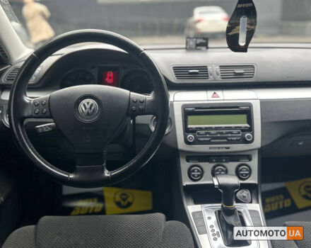 Черный Фольксваген Пассат, объемом двигателя 1.8 л и пробегом 296 тыс. км за 6700 $, фото 15 на Automoto.ua