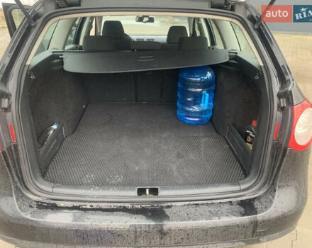 Черный Фольксваген Пассат, объемом двигателя 1.97 л и пробегом 230 тыс. км за 5900 $, фото 5 на Automoto.ua