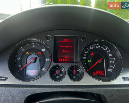 Черный Фольксваген Пассат, объемом двигателя 2 л и пробегом 330 тыс. км за 6600 $, фото 8 на Automoto.ua