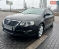 Черный Фольксваген Пассат, объемом двигателя 1.8 л и пробегом 263 тыс. км за 5000 $, фото 1 на Automoto.ua
