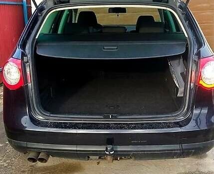 Черный Фольксваген Пассат, объемом двигателя 2 л и пробегом 302 тыс. км за 6300 $, фото 5 на Automoto.ua