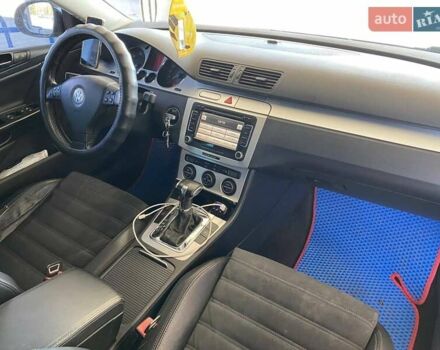 Черный Фольксваген Пассат, объемом двигателя 1.97 л и пробегом 256 тыс. км за 7000 $, фото 21 на Automoto.ua