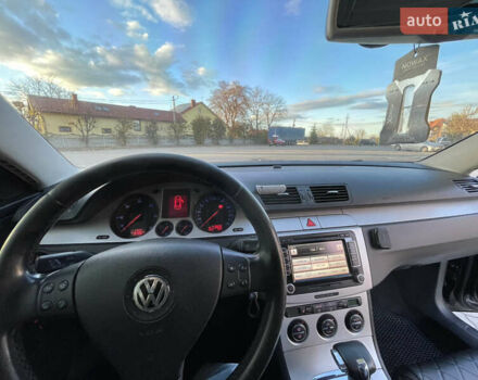 Черный Фольксваген Пассат, объемом двигателя 1.97 л и пробегом 415 тыс. км за 6500 $, фото 21 на Automoto.ua