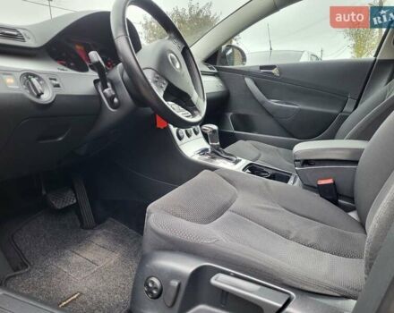 Чорний Фольксваген Пассат, об'ємом двигуна 1.97 л та пробігом 205 тис. км за 8600 $, фото 28 на Automoto.ua