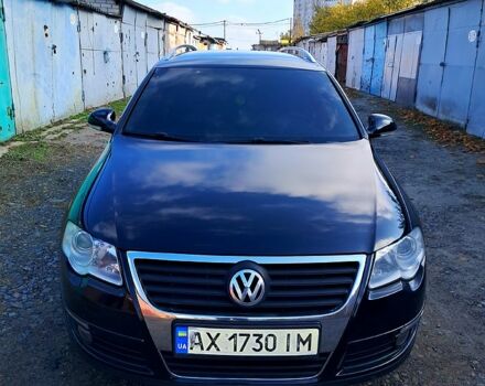 Чорний Фольксваген Пассат, об'ємом двигуна 2 л та пробігом 237 тис. км за 8200 $, фото 4 на Automoto.ua