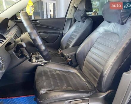 Черный Фольксваген Пассат, объемом двигателя 1.97 л и пробегом 256 тыс. км за 7000 $, фото 17 на Automoto.ua