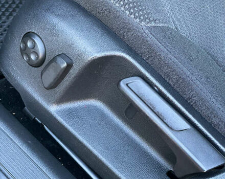 Черный Фольксваген Пассат, объемом двигателя 1.8 л и пробегом 257 тыс. км за 6100 $, фото 14 на Automoto.ua