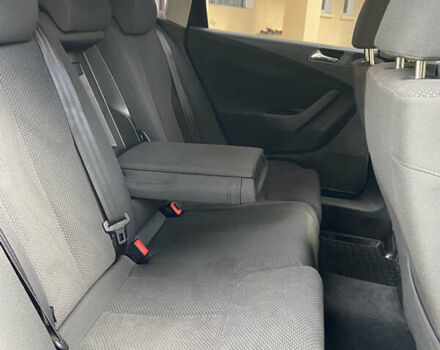 Черный Фольксваген Пассат, объемом двигателя 1.6 л и пробегом 326 тыс. км за 5499 $, фото 17 на Automoto.ua