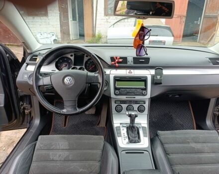 Черный Фольксваген Пассат, объемом двигателя 2 л и пробегом 300 тыс. км за 6799 $, фото 5 на Automoto.ua