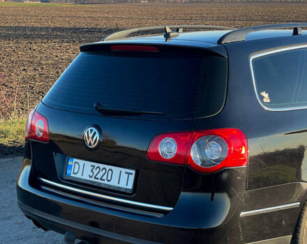 Черный Фольксваген Пассат, объемом двигателя 1.8 л и пробегом 257 тыс. км за 6100 $, фото 7 на Automoto.ua