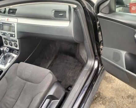 Чорний Фольксваген Пассат, об'ємом двигуна 1.97 л та пробігом 260 тис. км за 7000 $, фото 4 на Automoto.ua