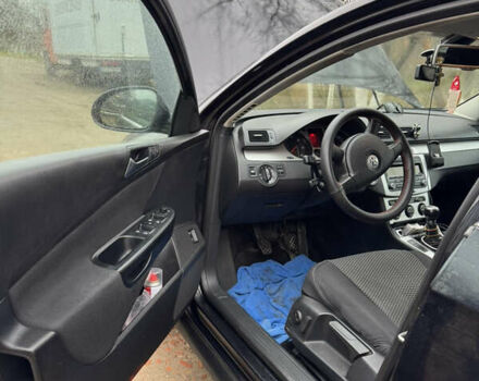 Чорний Фольксваген Пассат, об'ємом двигуна 1.97 л та пробігом 250 тис. км за 6700 $, фото 12 на Automoto.ua