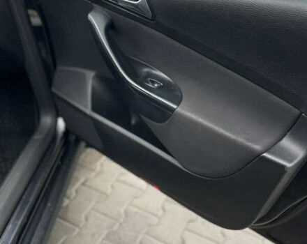 Черный Фольксваген Пассат, объемом двигателя 1.97 л и пробегом 274 тыс. км за 5700 $, фото 18 на Automoto.ua