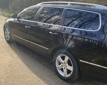 Чорний Фольксваген Пассат, об'ємом двигуна 2 л та пробігом 370 тис. км за 7200 $, фото 3 на Automoto.ua