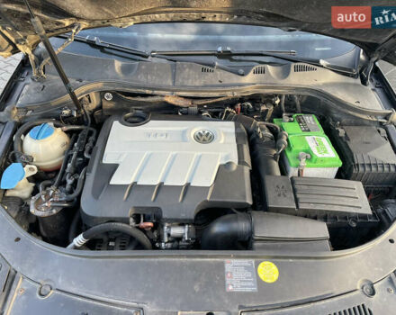 Черный Фольксваген Пассат, объемом двигателя 1.97 л и пробегом 415 тыс. км за 6500 $, фото 11 на Automoto.ua