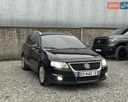 Чорний Фольксваген Пассат, об'ємом двигуна 2 л та пробігом 330 тис. км за 6500 $, фото 1 на Automoto.ua