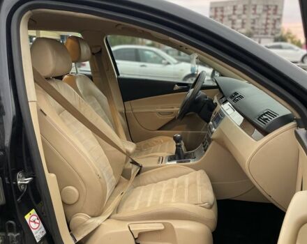 Чорний Фольксваген Пассат, об'ємом двигуна 2 л та пробігом 340 тис. км за 2700 $, фото 3 на Automoto.ua