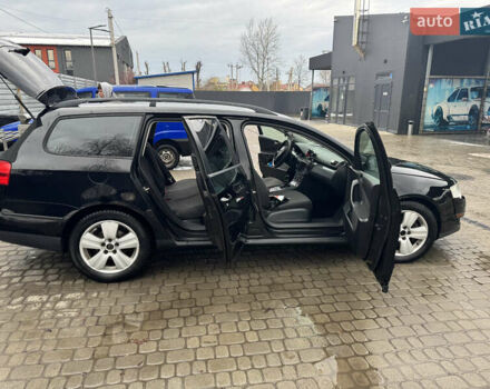 Черный Фольксваген Пассат, объемом двигателя 1.97 л и пробегом 245 тыс. км за 6200 $, фото 14 на Automoto.ua