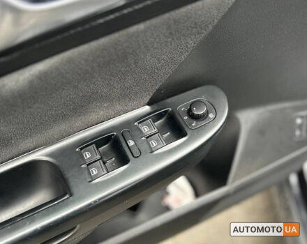 Черный Фольксваген Пассат, объемом двигателя 1.8 л и пробегом 296 тыс. км за 6700 $, фото 7 на Automoto.ua