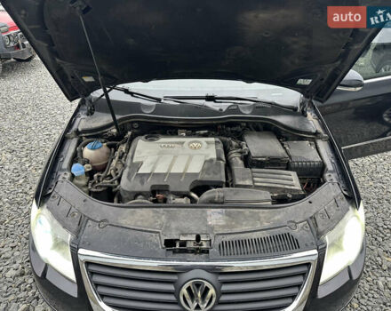 Чорний Фольксваген Пассат, об'ємом двигуна 2 л та пробігом 330 тис. км за 6500 $, фото 6 на Automoto.ua