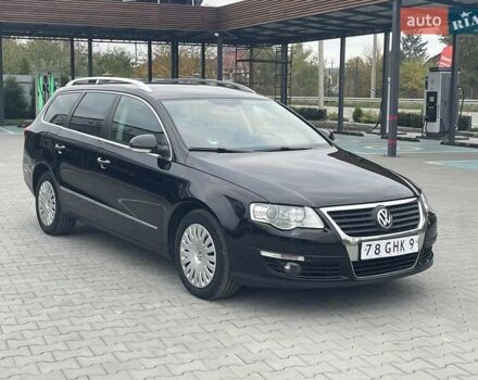 Черный Фольксваген Пассат, объемом двигателя 1.97 л и пробегом 206 тыс. км за 8500 $, фото 1 на Automoto.ua