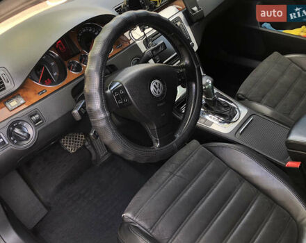 Черный Фольксваген Пассат, объемом двигателя 1.97 л и пробегом 548 тыс. км за 5000 $, фото 14 на Automoto.ua