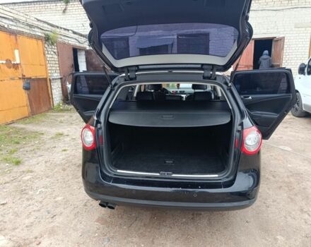 Черный Фольксваген Пассат, объемом двигателя 2 л и пробегом 300 тыс. км за 6799 $, фото 7 на Automoto.ua