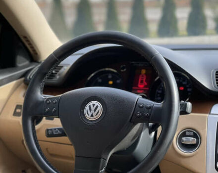 Чорний Фольксваген Пассат, об'ємом двигуна 1.97 л та пробігом 308 тис. км за 5500 $, фото 13 на Automoto.ua