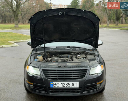 Черный Фольксваген Пассат, объемом двигателя 1.97 л и пробегом 370 тыс. км за 4700 $, фото 66 на Automoto.ua