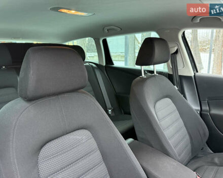 Черный Фольксваген Пассат, объемом двигателя 1.39 л и пробегом 238 тыс. км за 5950 $, фото 49 на Automoto.ua