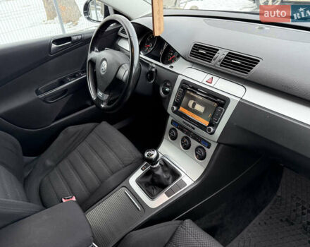 Черный Фольксваген Пассат, объемом двигателя 1.39 л и пробегом 238 тыс. км за 5950 $, фото 51 на Automoto.ua