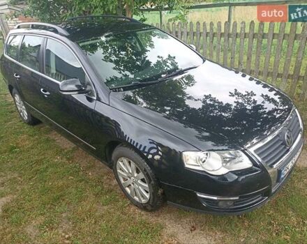 Черный Фольксваген Пассат, объемом двигателя 1.39 л и пробегом 250 тыс. км за 7000 $, фото 9 на Automoto.ua