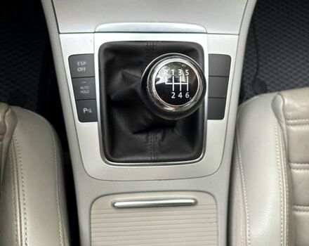 Черный Фольксваген Пассат, объемом двигателя 1.4 л и пробегом 250 тыс. км за 6300 $, фото 2 на Automoto.ua