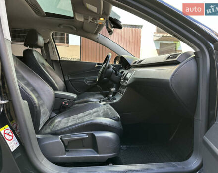 Черный Фольксваген Пассат, объемом двигателя 1.8 л и пробегом 302 тыс. км за 7950 $, фото 14 на Automoto.ua