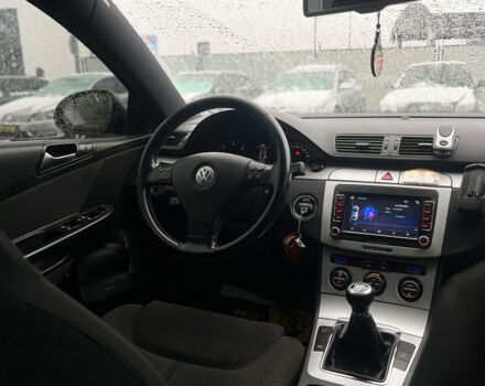 Черный Фольксваген Пассат, объемом двигателя 2 л и пробегом 198 тыс. км за 7600 $, фото 22 на Automoto.ua